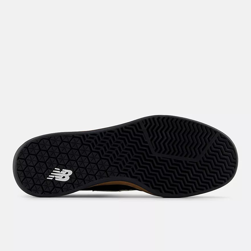 New Balance Numeric 440 V2 Black/Gum Shoes